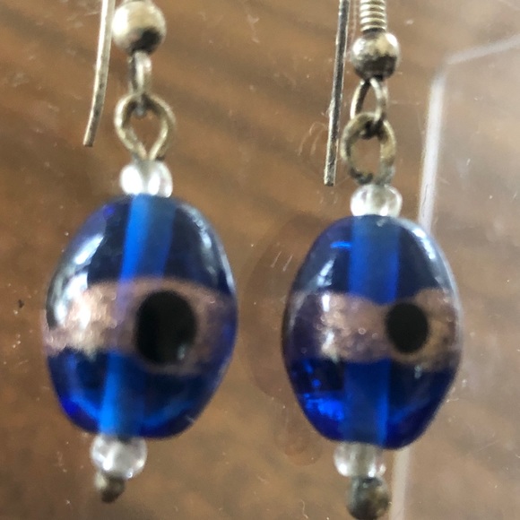 Vintage Czechoslovakian blown glass earrings - Picture 2 of 12